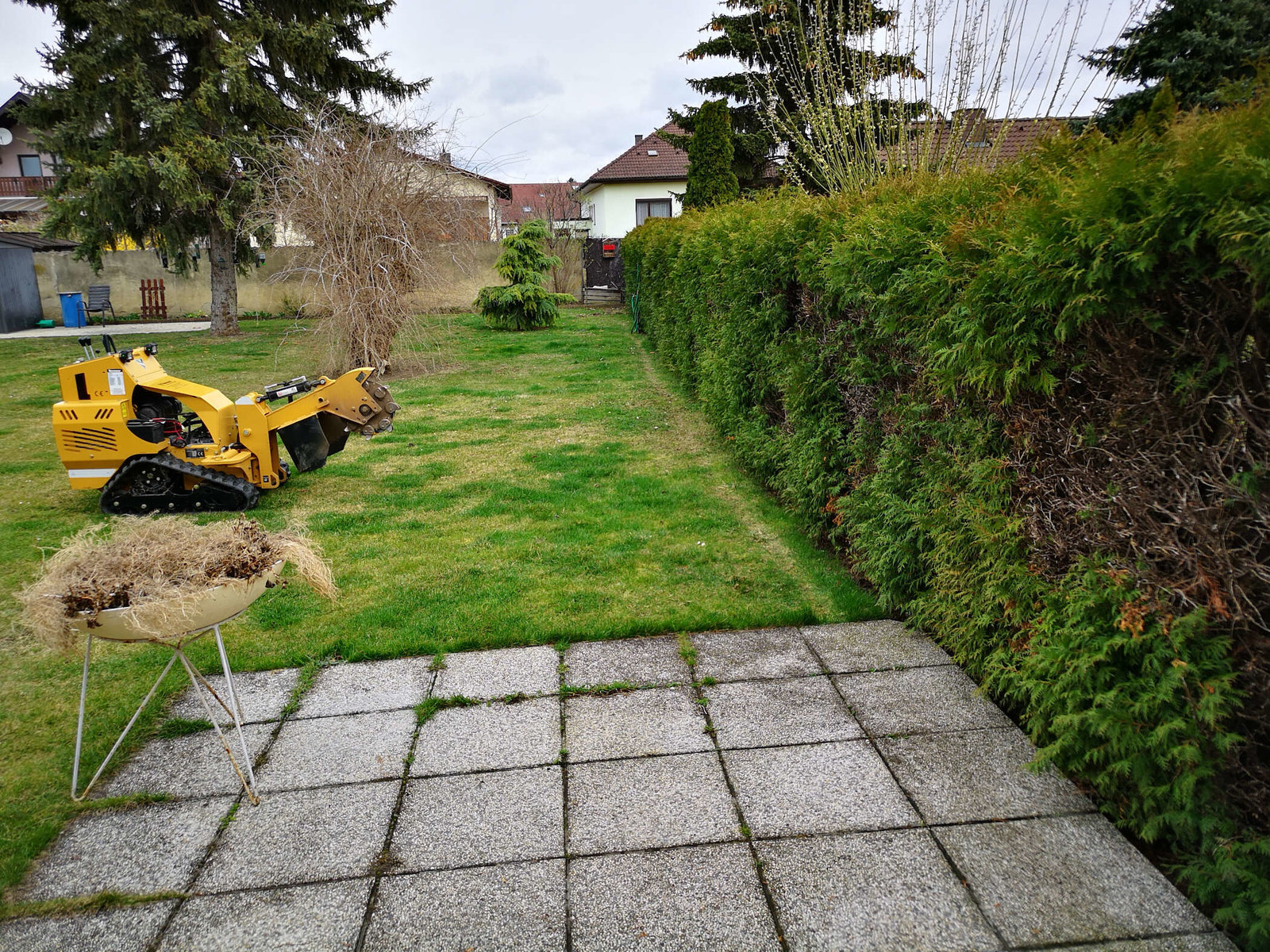 Erdfräsarbeiten von Gartenpflege RIEDL Patrick